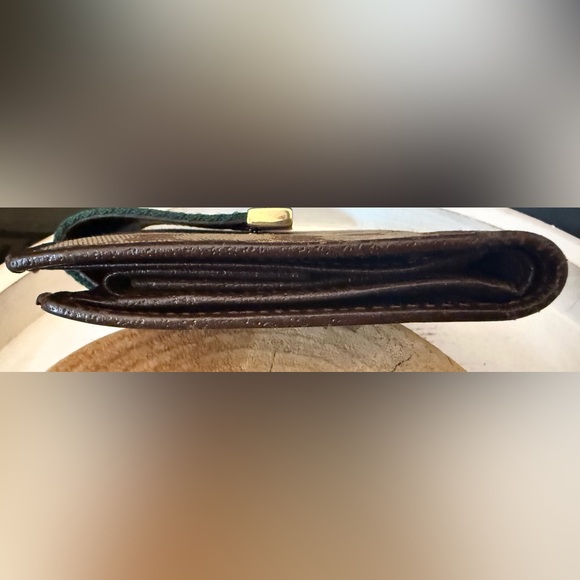 Gucci Monogram Wallet - Picture 10 of 12